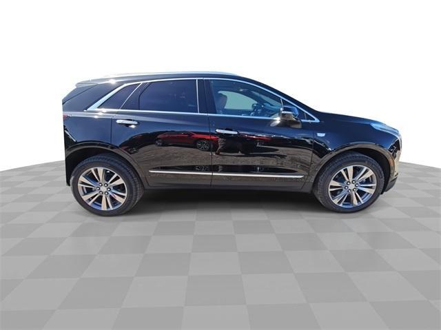 new 2025 Cadillac XT5 car, priced at $56,280