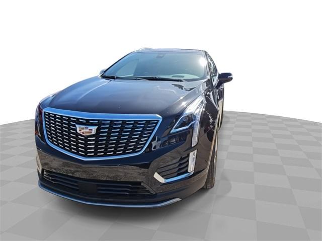 new 2025 Cadillac XT5 car, priced at $56,280