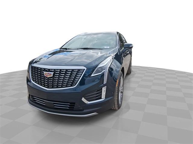 new 2025 Cadillac XT5 car, priced at $57,685