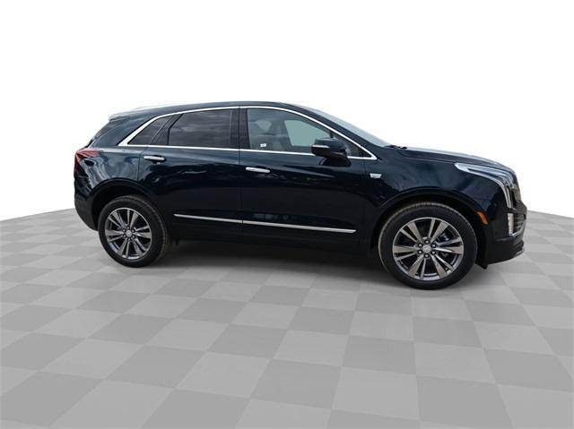 new 2025 Cadillac XT5 car, priced at $57,685