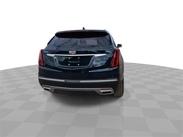 new 2025 Cadillac XT5 car, priced at $57,685