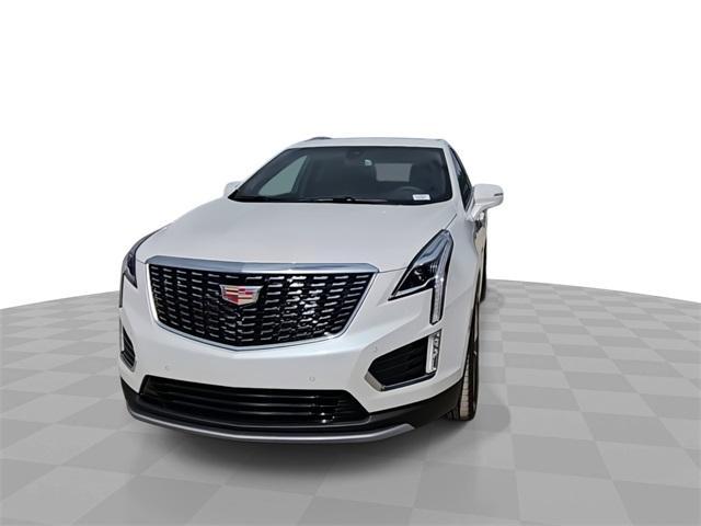 new 2025 Cadillac XT5 car, priced at $54,660