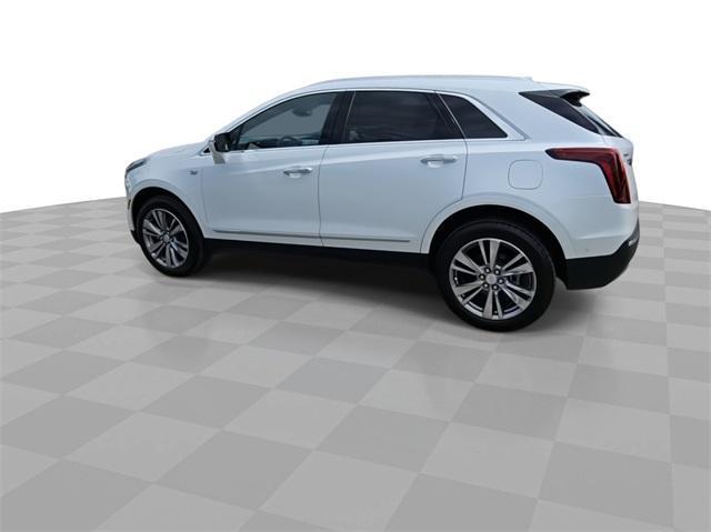 new 2025 Cadillac XT5 car, priced at $55,735