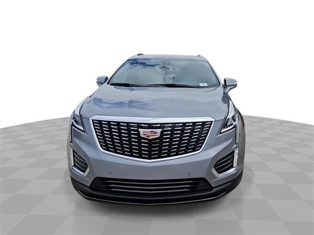 new 2025 Cadillac XT5 car, priced at $44,690