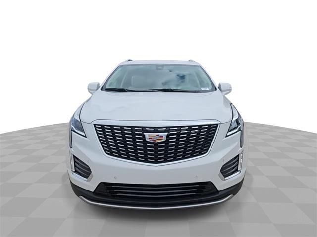 new 2025 Cadillac XT5 car, priced at $53,415