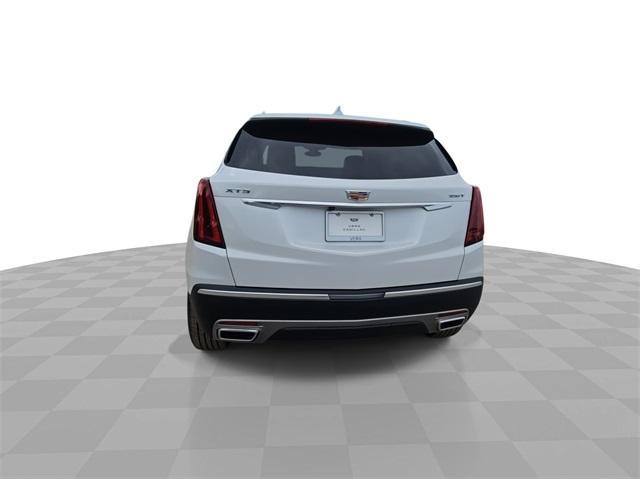 new 2025 Cadillac XT5 car, priced at $53,415