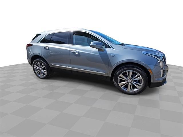 new 2025 Cadillac XT5 car, priced at $55,465