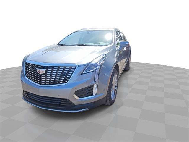 new 2025 Cadillac XT5 car, priced at $55,465