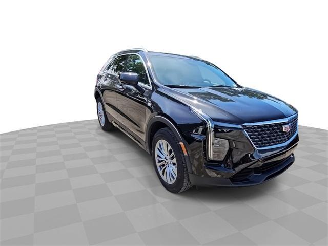 new 2025 Cadillac XT4 car, priced at $48,490