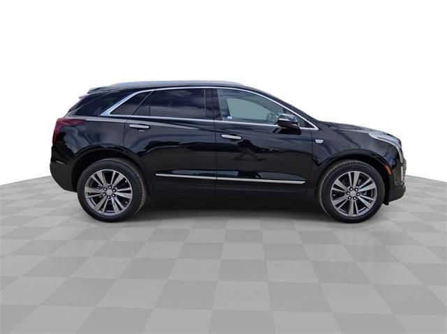 new 2025 Cadillac XT5 car, priced at $57,635