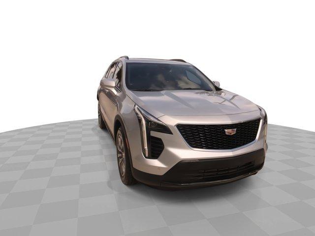 used 2022 Cadillac XT4 car, priced at $28,000