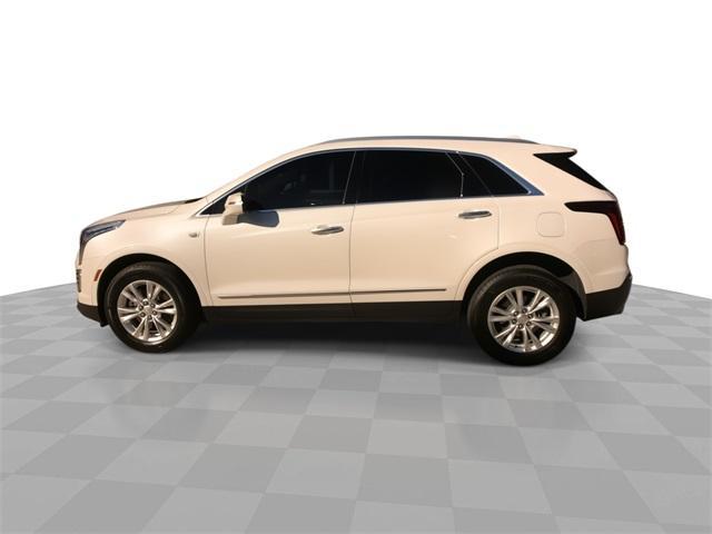 used 2023 Cadillac XT5 car, priced at $30,000