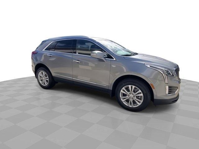 new 2025 Cadillac XT5 car, priced at $45,210