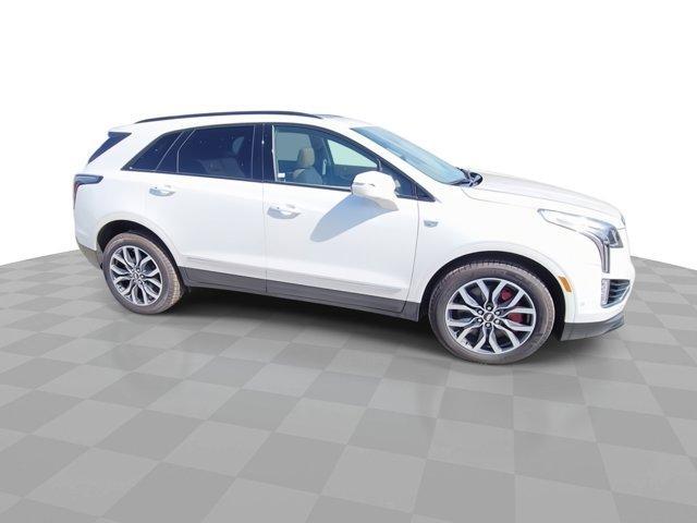 new 2024 Cadillac XT5 car, priced at $61,105