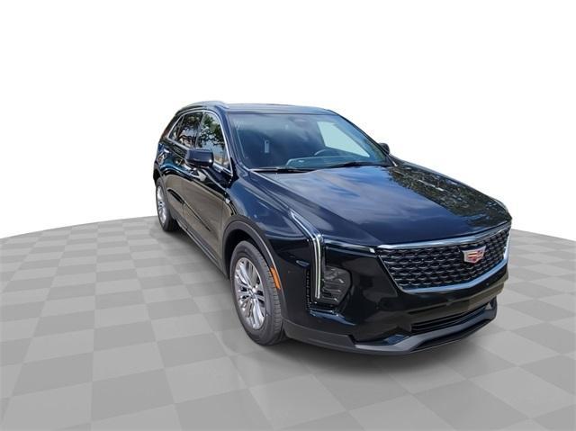 new 2024 Cadillac XT4 car, priced at $44,015