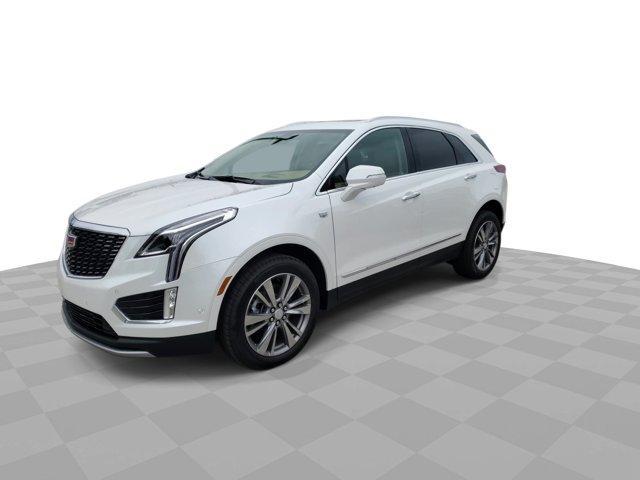 new 2024 Cadillac XT5 car, priced at $55,555