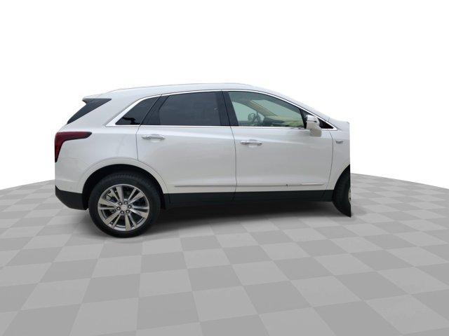 new 2024 Cadillac XT5 car, priced at $55,555