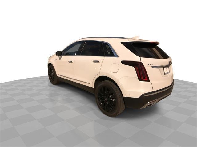 new 2024 Cadillac XT5 car, priced at $52,105