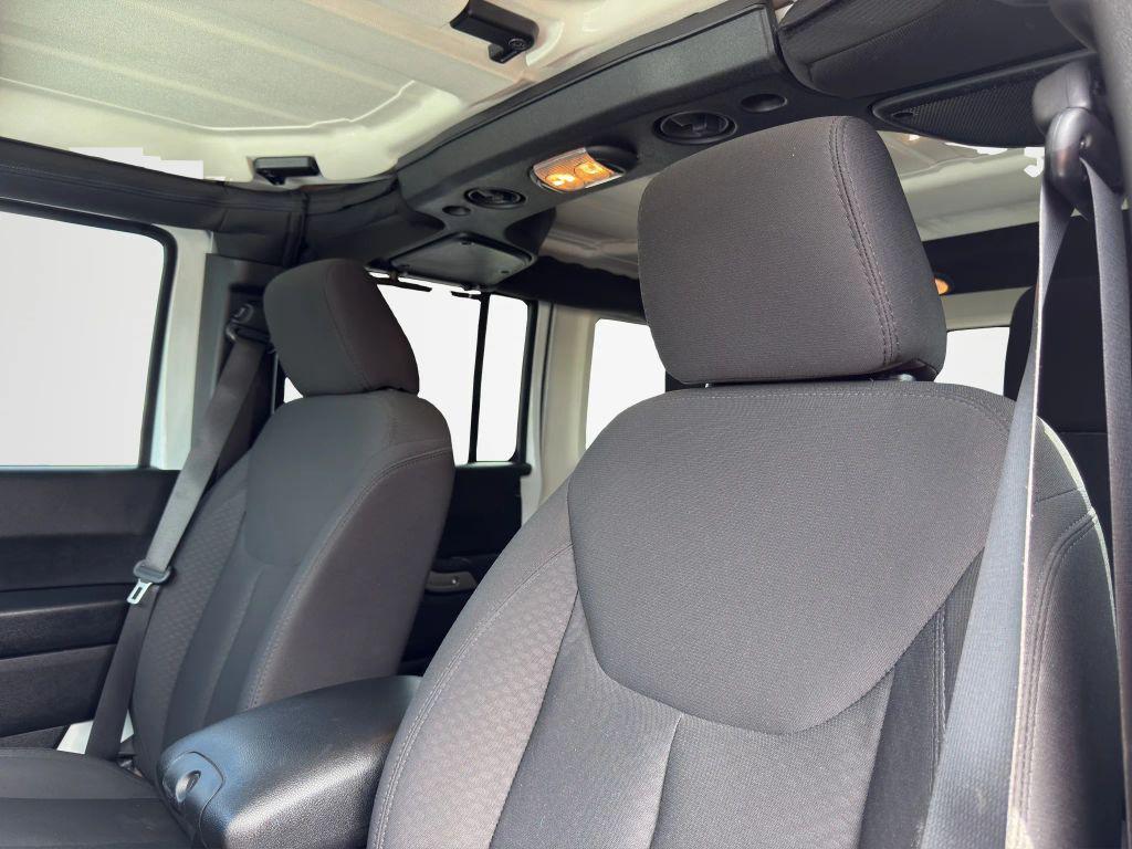 used 2016 Jeep Wrangler Unlimited car, priced at $19,800