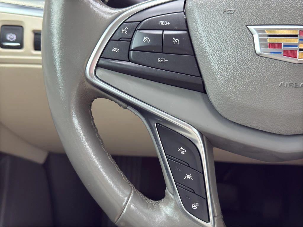 used 2019 Cadillac XT5 car, priced at $17,700