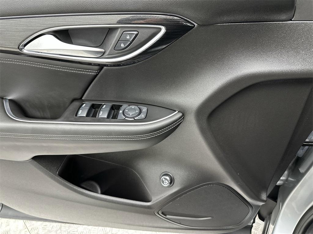 used 2023 Buick Envision car, priced at $29,483