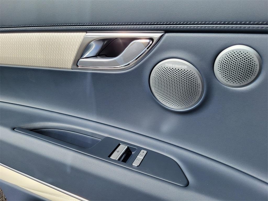 new 2026 Genesis GV80 car, priced at $85,514