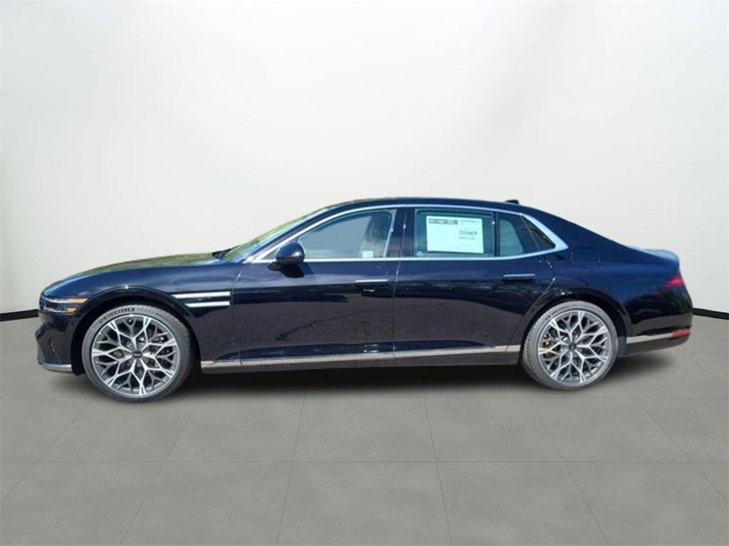 new 2025 Genesis G90 car, priced at $96,233