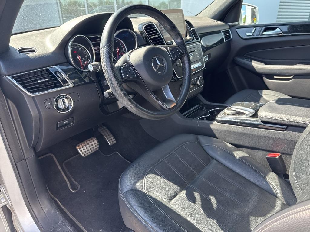 used 2019 Mercedes-Benz GLE 400 car, priced at $26,000