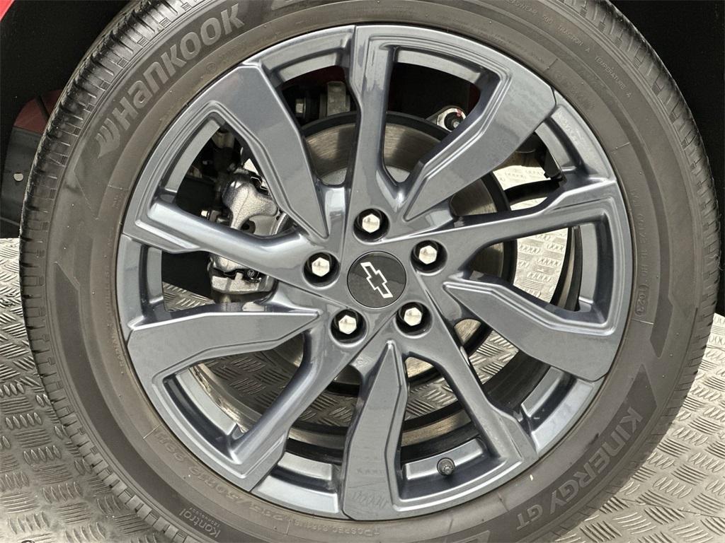 used 2023 Chevrolet Equinox car, priced at $25,299