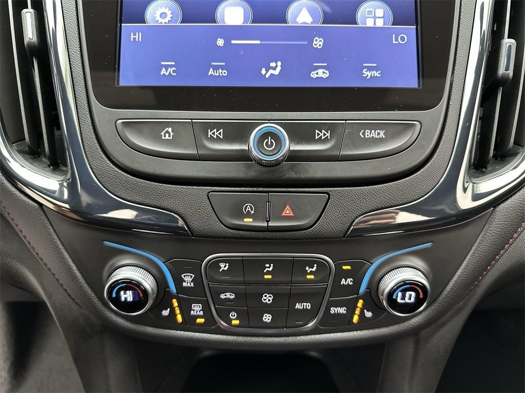 used 2023 Chevrolet Equinox car, priced at $25,299