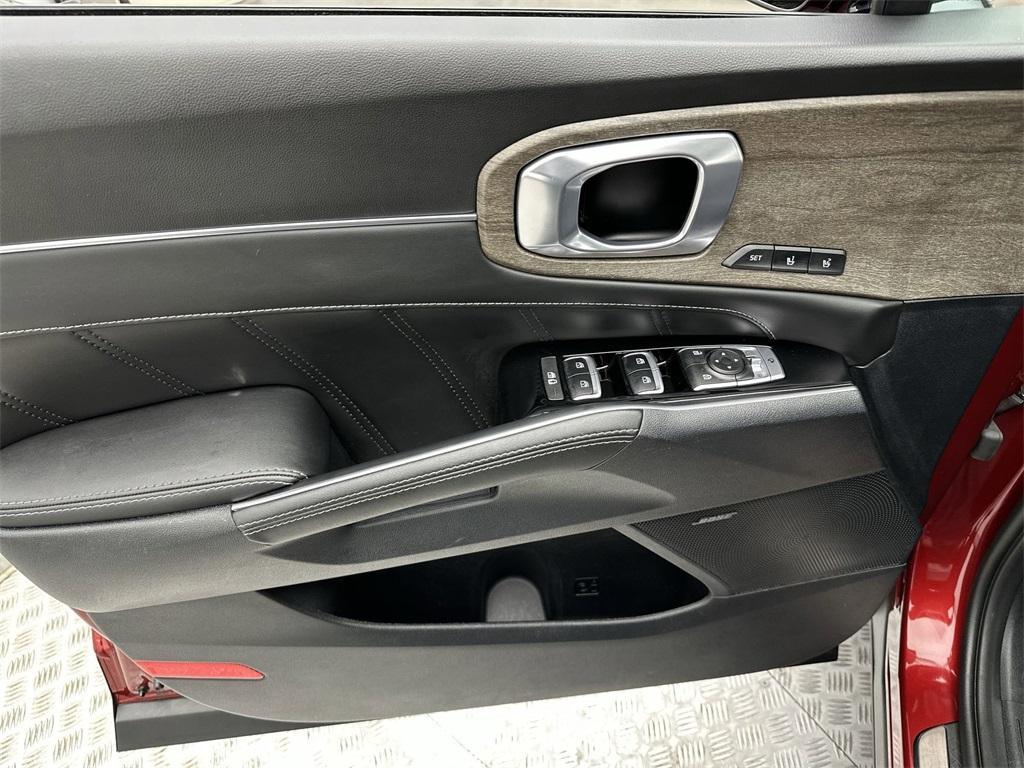 used 2023 Kia Sorento car, priced at $37,300
