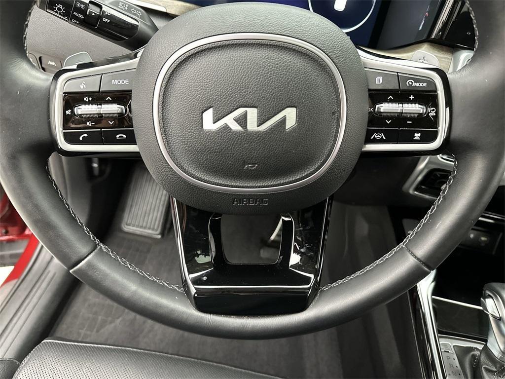used 2023 Kia Sorento car, priced at $37,300