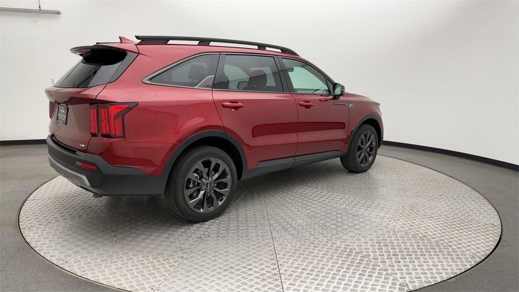 used 2023 Kia Sorento car, priced at $37,300