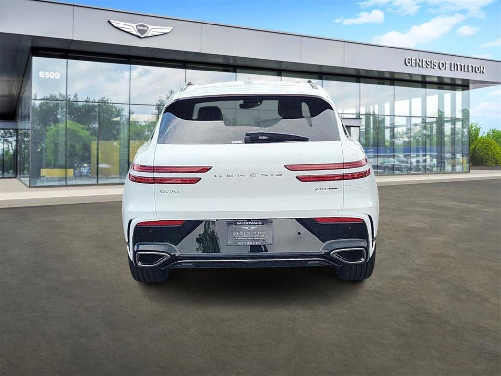 new 2026 Genesis GV70 car