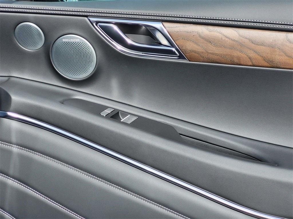 new 2026 Genesis GV80 car, priced at $79,509