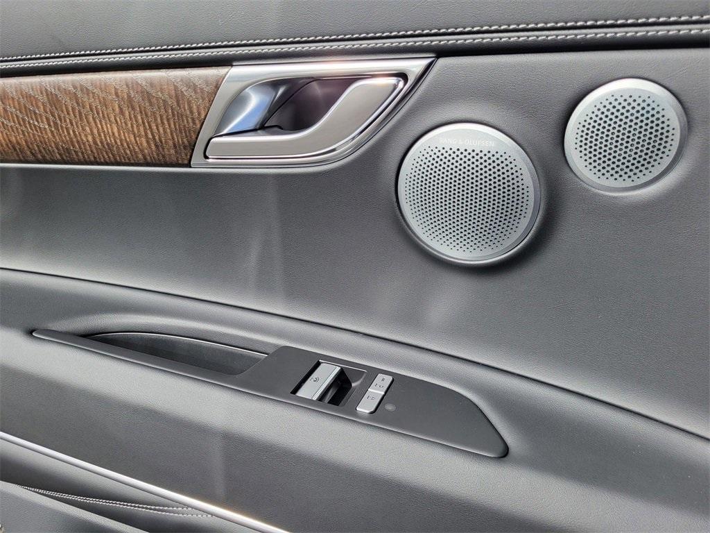 new 2026 Genesis GV80 car, priced at $79,509