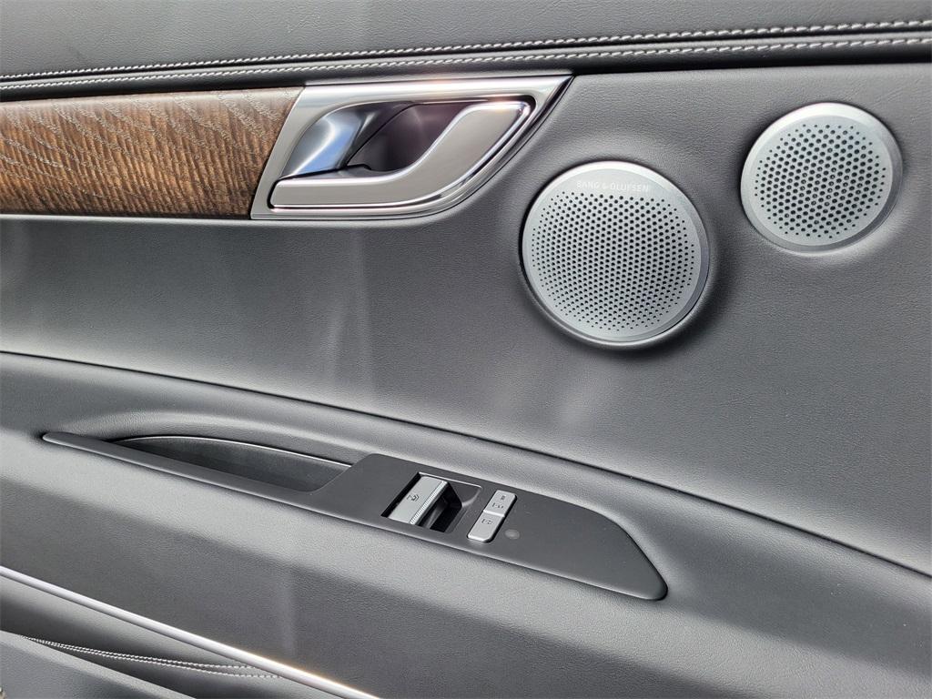 new 2026 Genesis GV80 car, priced at $79,509