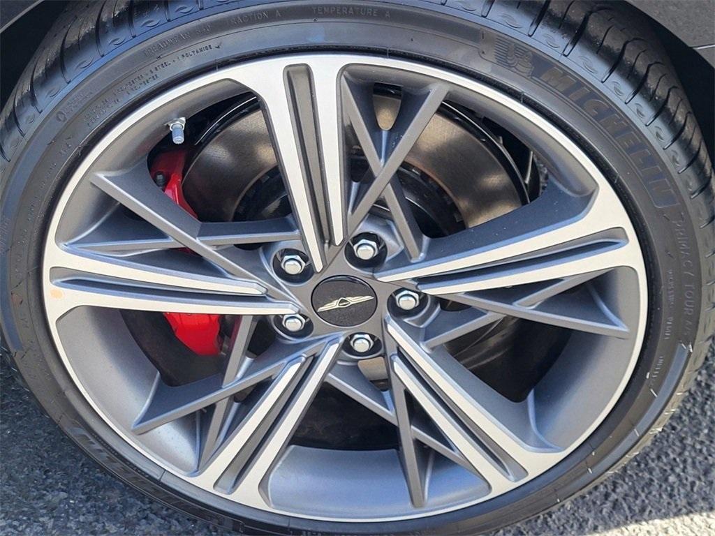 new 2025 Genesis G70 car, priced at $54,235