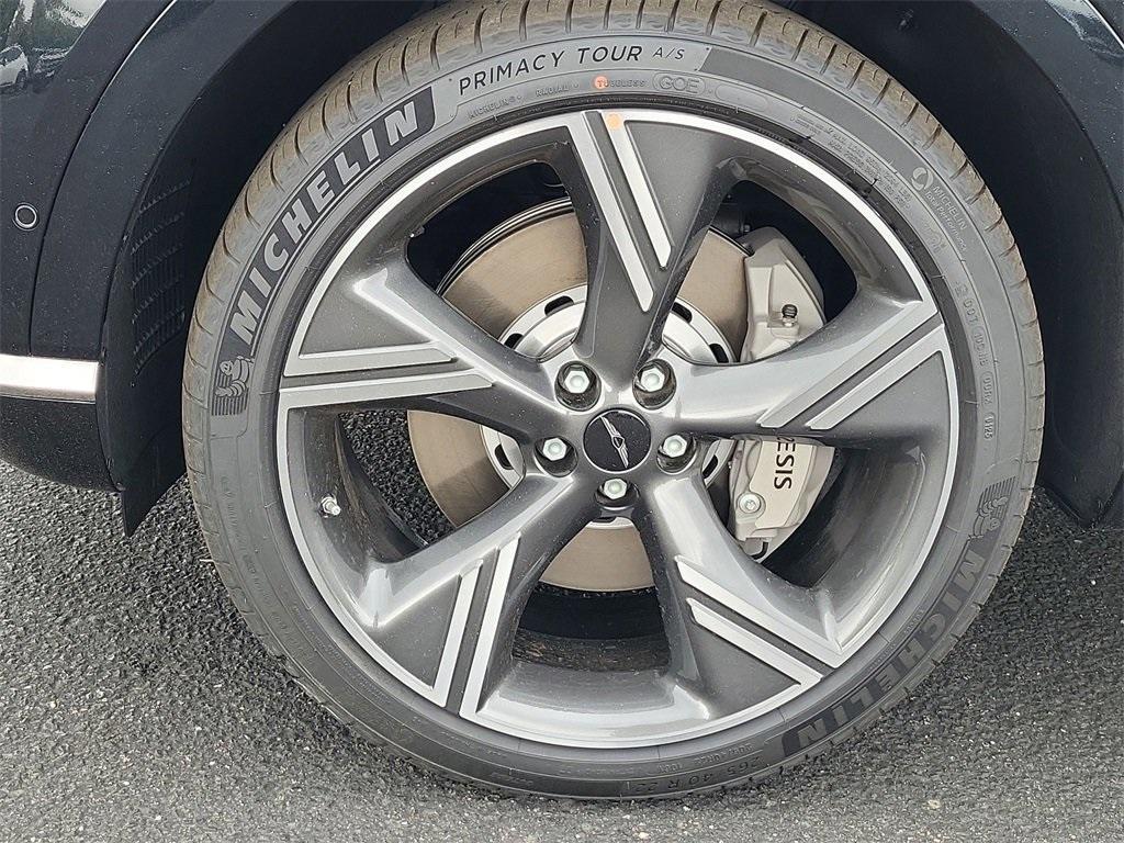 new 2025 Genesis GV80 car, priced at $81,324
