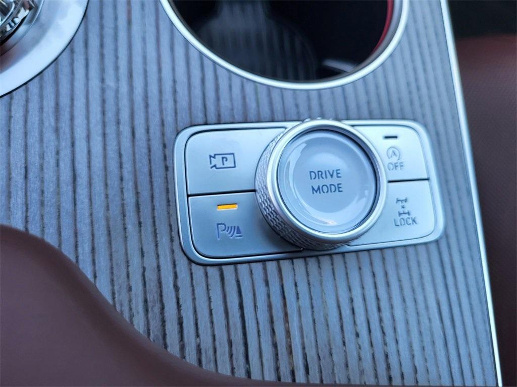 new 2025 Genesis GV80 car, priced at $82,870
