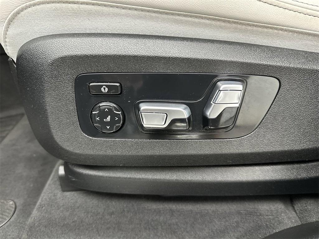used 2023 BMW X7 car, priced at $62,299
