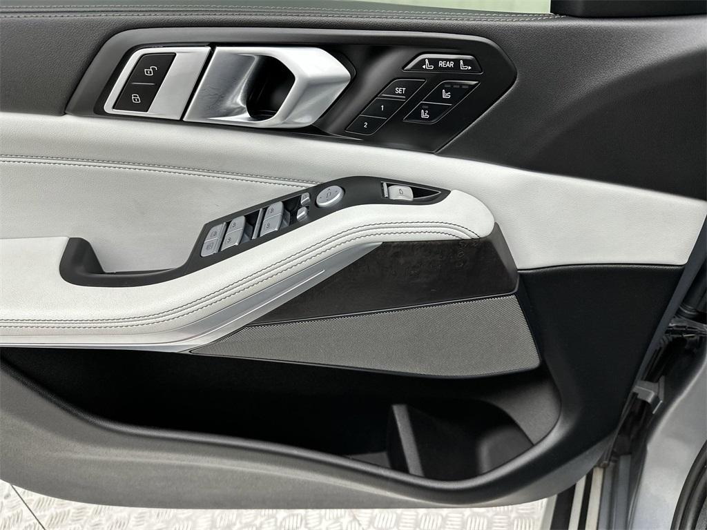 used 2023 BMW X7 car, priced at $62,299