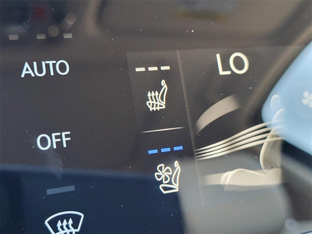 new 2026 Genesis GV80 car, priced at $71,679