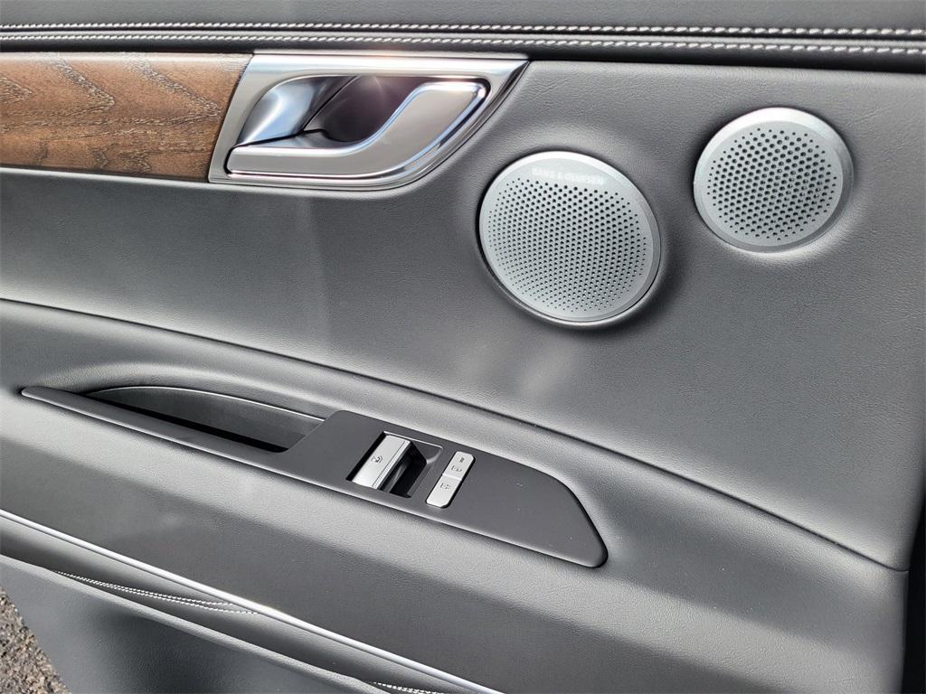 new 2026 Genesis GV80 car, priced at $76,684