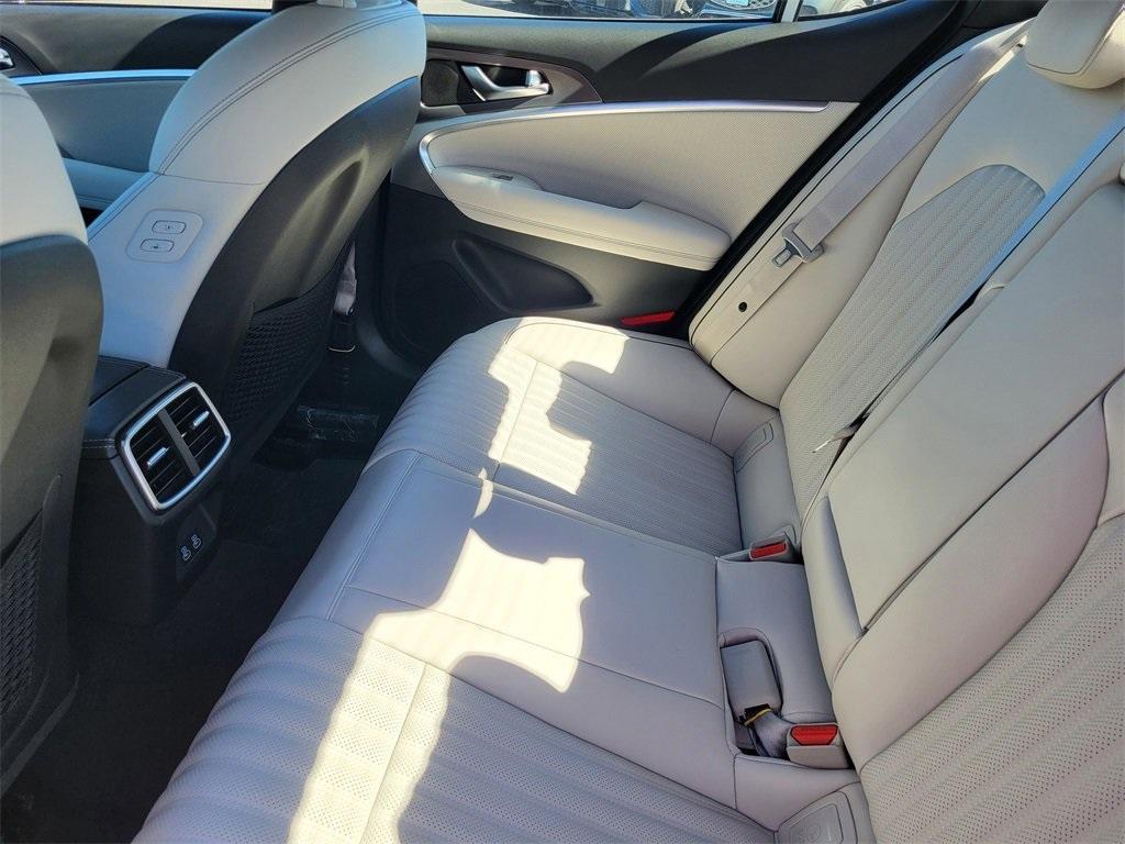 new 2026 Genesis G70 car, priced at $58,429