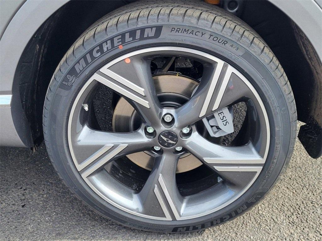 new 2025 Genesis GV80 car, priced at $81,185