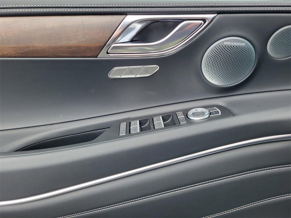 new 2026 Genesis GV80 car, priced at $85,039