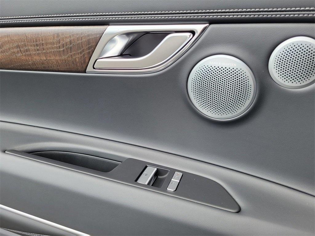 new 2026 Genesis GV80 car, priced at $85,039