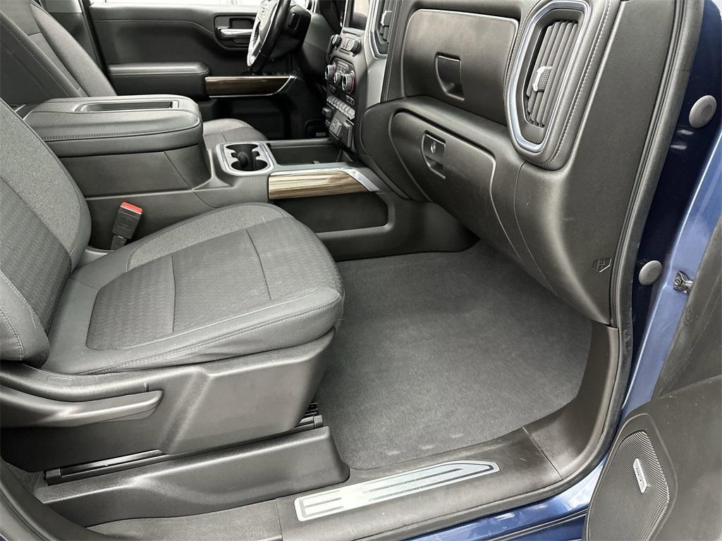 used 2021 Chevrolet Silverado 1500 car, priced at $40,546