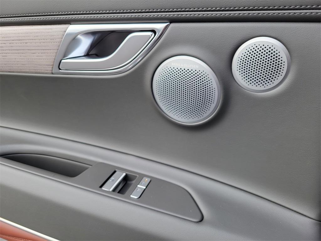 new 2026 Genesis GV80 car, priced at $85,674